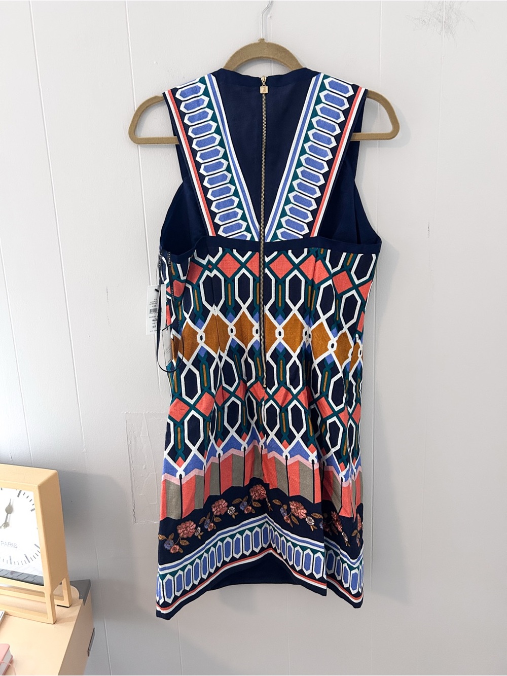 NWT Laundry by Shelli Segal Embroidered Geometric Shift Dress Size 10 - Picture 5 of 16